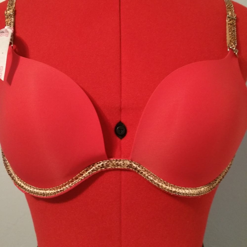Victorias Secret Very Sexy Push Up Bra